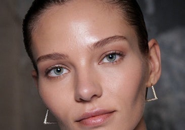 Estos son mis dos iluminadores imprescindibles para una piel radiante y luminosa en otoño.